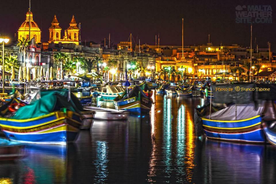 Claire'S Court Apartment Marsaxlokk Exterior foto